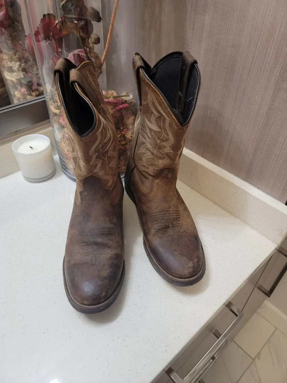 Justin 7221 Men's Buster Stampede Round Toe Cowboy Boots In Brown - 10.5 D